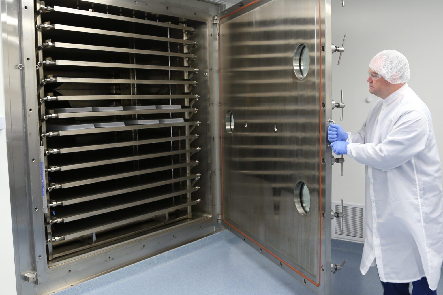 Bulk Lyophilization Contract Manufacturing LSNE